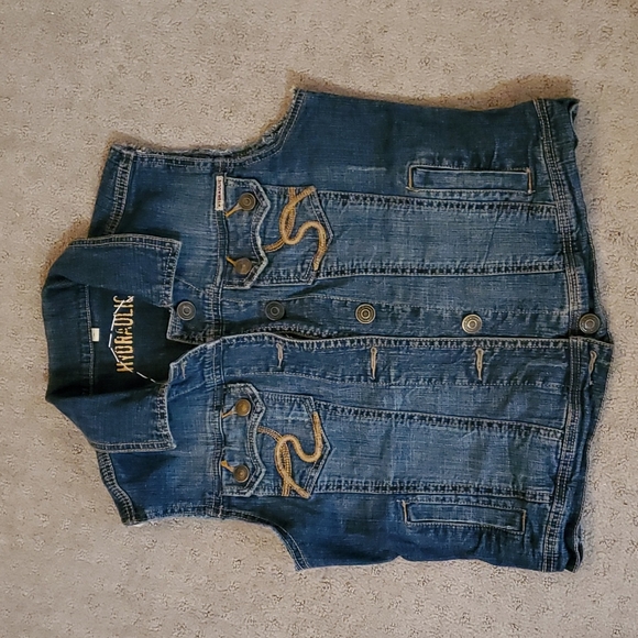 Custom patch Denim vest - Picture 2 of 10